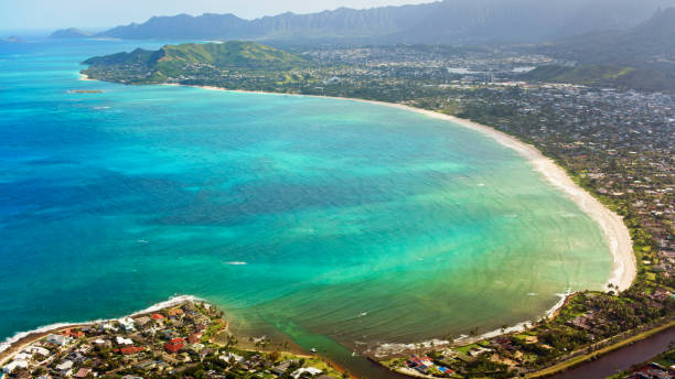 istock View of townscape with Kailua Bay 1362704156