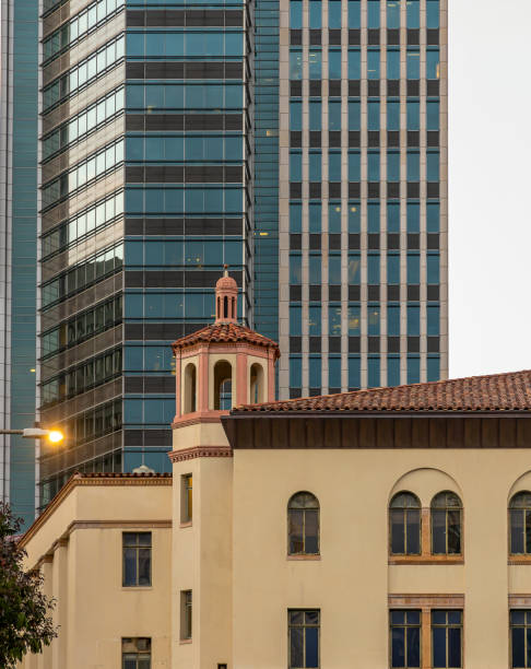 istock Street view in downtown Honolulu, Hawaii. 1362752026