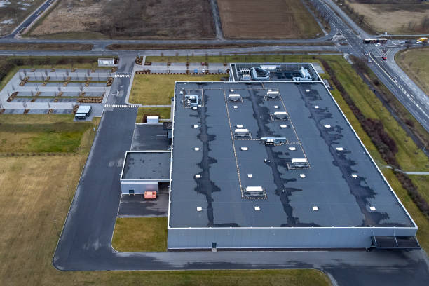 istock Large office park, rooftop - aerial view 1362766218