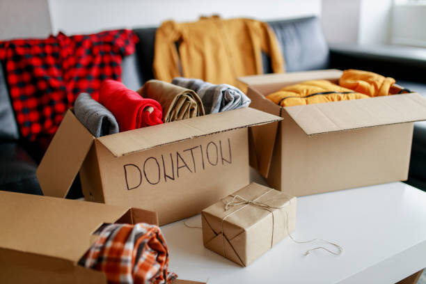 1,300+ Blanket Donation Stock Photos, Pictures & Royalty-Free Images - iStock | Blanket drive, Blankets, Stack of blankets