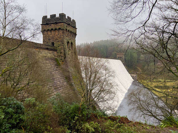 istock Derwent dam overflowing in Derbyshire, UK 1362789642