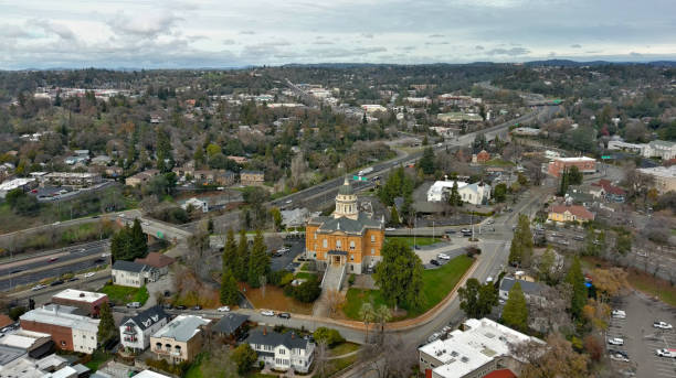istock Auburn California Courthouse 1362800868