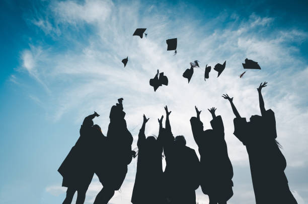 istock Silhouettes of students Celebration Education Graduation Student Success Learning Concept ceremony at university 1362815586