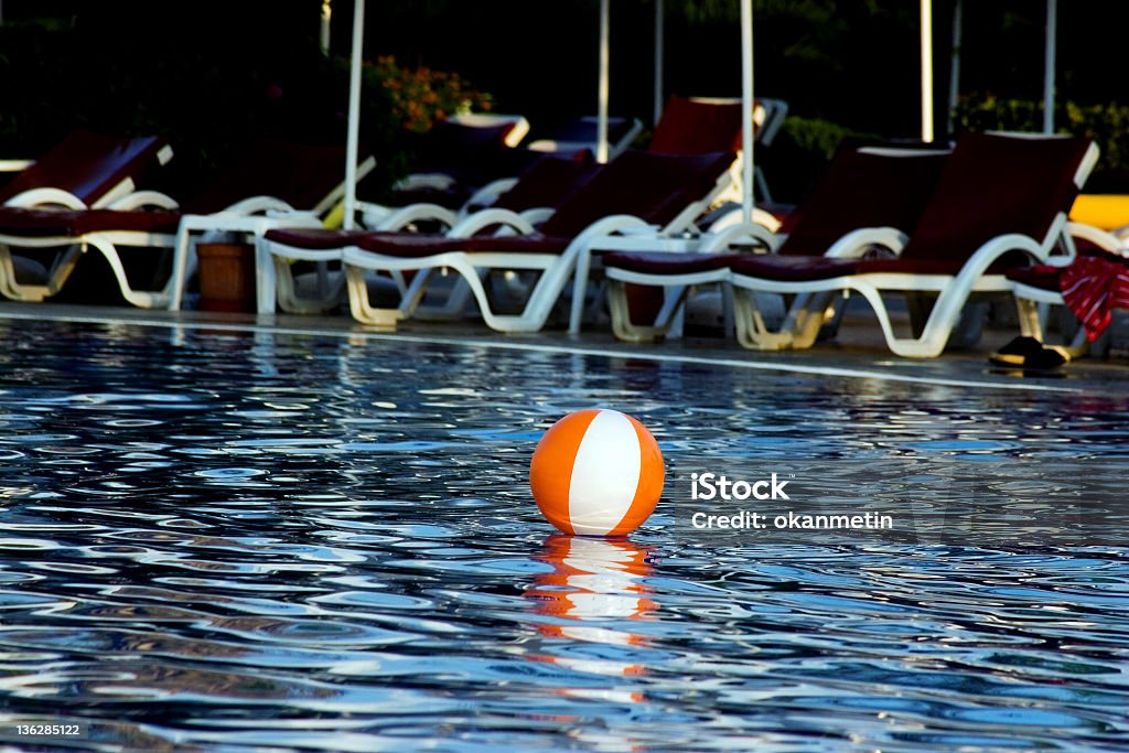 La piscina - Foto de stock de Fotografía - Imágenes libre de derechos
