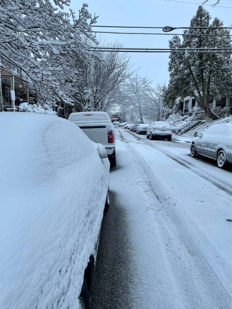 istock Snow Covered Cars and Road 1362913057