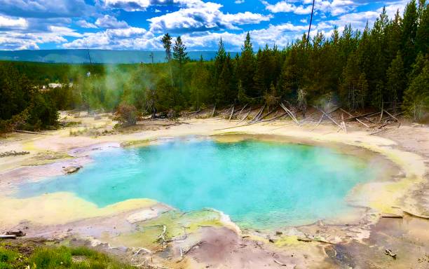 istock Yellowstone geyser 1362962897