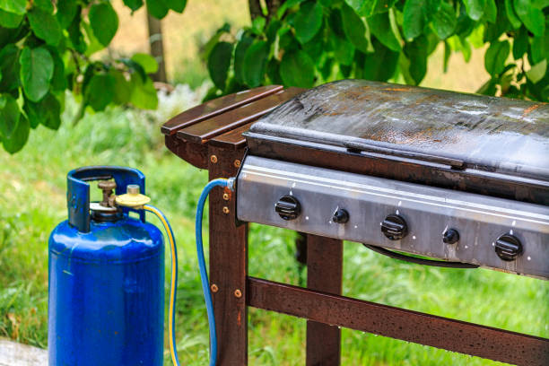 istock gas barbecue in a rainy day 1362966196