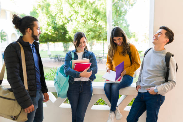 istock Fun college friends hanging out 1362971308
