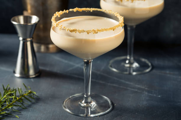 istock Boozy Festive Gingerbread Martini Cocktail 1362988915