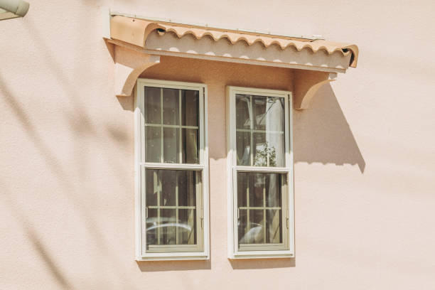 istock Window and pink and house 1363042343