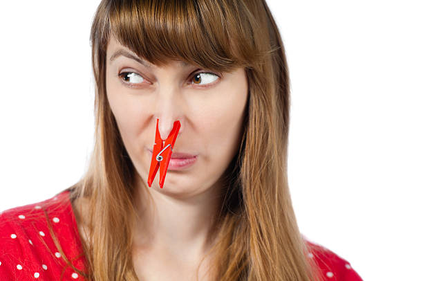Delicioso No pretencioso idioma Girl With Clothespin On Her Nose Stock Photo - Download Image Now -  Clothespin, One Woman Only, Women - iStock
