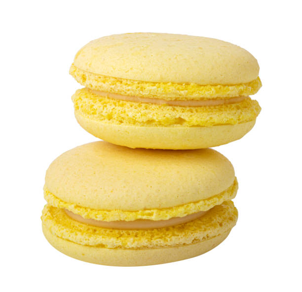 istock Yellow macaroon isolated on white background 1363112139
