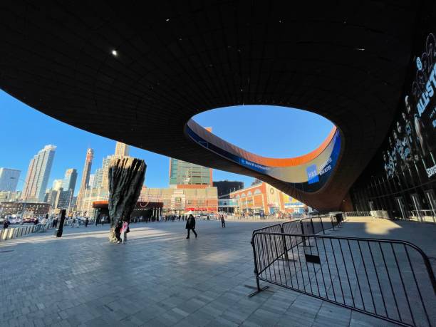 wejście do barclays center, dzień - barclays center zdjęcia i obrazy z banku zdjęć