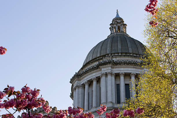 istock Capitol Building In Olympia Washington 136318580