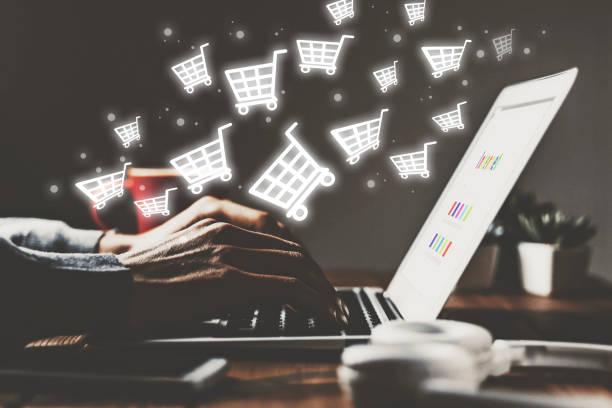 istock People who enjoy online shopping 1363199722