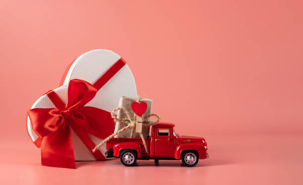 istock Bright packaging for purchases, gifts and parcels on a pink background 1363271709