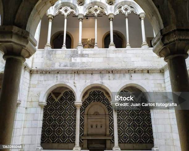 Madre De Deus Convent Lisbon Portugal Stock Photo - Download Image Now - Ancient, Antique, Architectural Column
