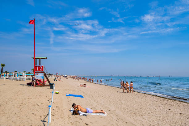 sottomarina ビーチ - chioggia ストックフォトと画像