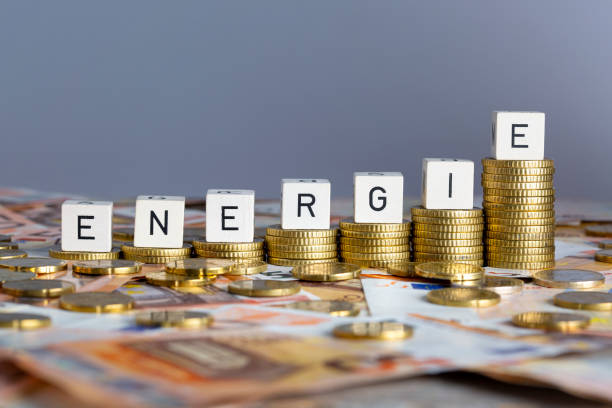 concept of rising costs for energy in germany. steigende energiekosten in deutschland. - power saving imagens e fotografias de stock