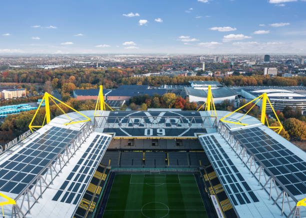 westfalenstadion (signal iduna park) a dortmund - borussia dortmund foto e immagini stock