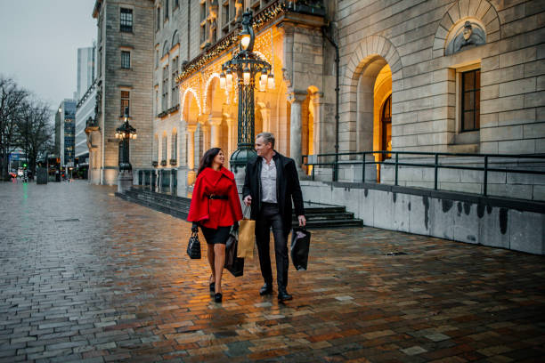 Romantic date evening in the city