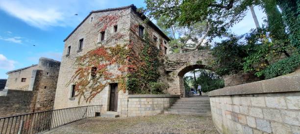 istock Medieval-type house in Gerona 1363341763