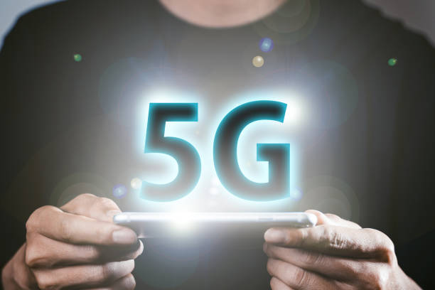 istock Image of high-speed communication 5G on smartphones 1363358732