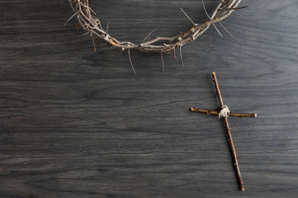 istock Crown of thorns and cross 1363375304