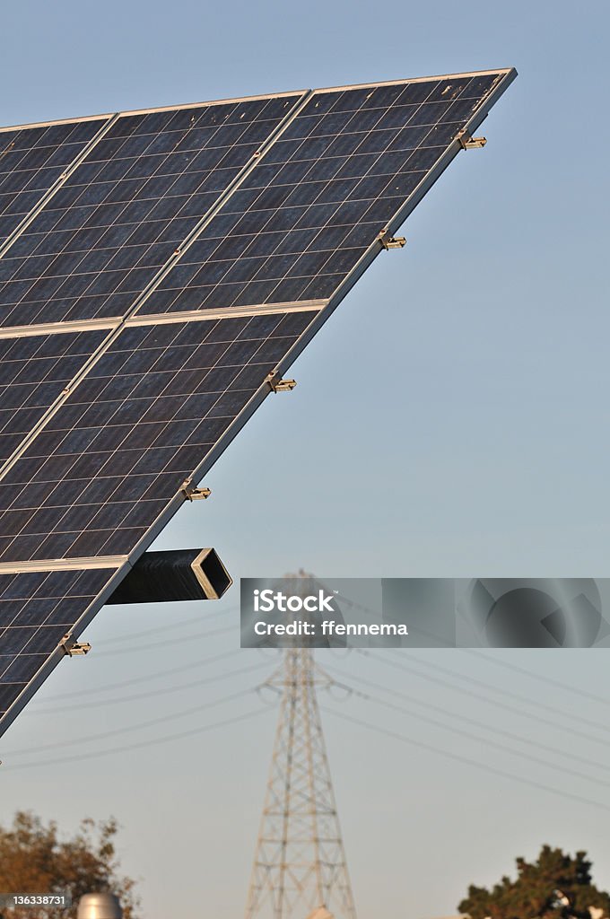 태양광 패널 도출함 에너지가 햇빛. - 로열티 프리 0명 스톡 사진