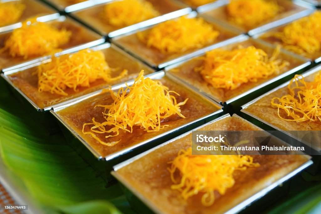 Khanom Kaeng Khanom Mo Kaeng Is A Traditional Thai Dessert It Is