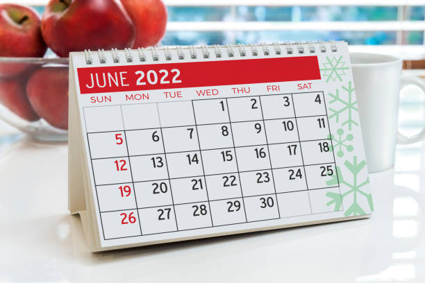 istock June 2022 Calendar on table 1363488807