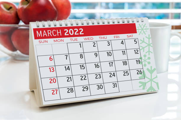 istock March 2022 Calendar on table 1363489460