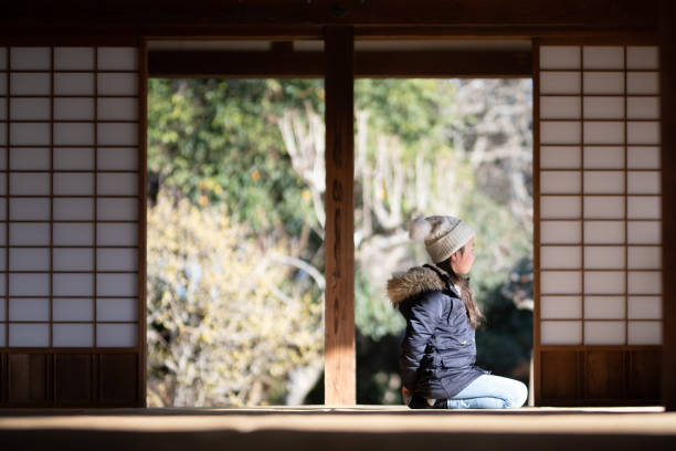 istock A child sitting in a Japanese-style room 1363597421