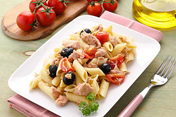 istock Italian pasta with tuna and vegetables 136362489