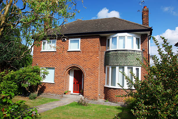 istock Classic Victorian home in England 136362830