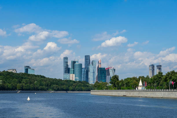 istock Moscow city district over Moscow river 1363646074