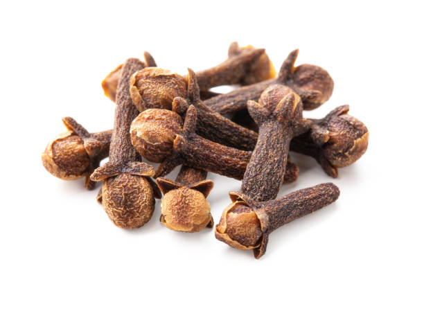 istock Cloves isolated on white background. 1363654317