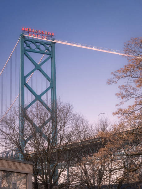 istock Ambassador Bridge at Dusk 1363715958
