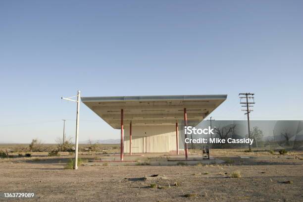 Abandoned Gas Station Stock Photo - Download Image Now - Gas Station, Abandoned, Absence