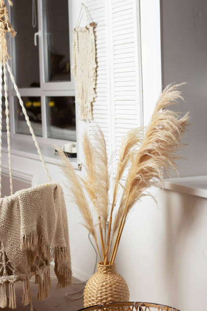 istock Dry grass in a wicker basket. Straw basket. 1363733200