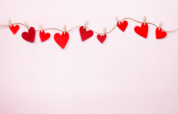 istock garland of valentines 1363736781
