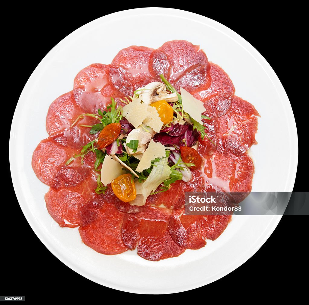 Carpaccio z wołowiny, grzyby, ruccola i serem - Zbiór zdjęć royalty-free (Carpaccio)