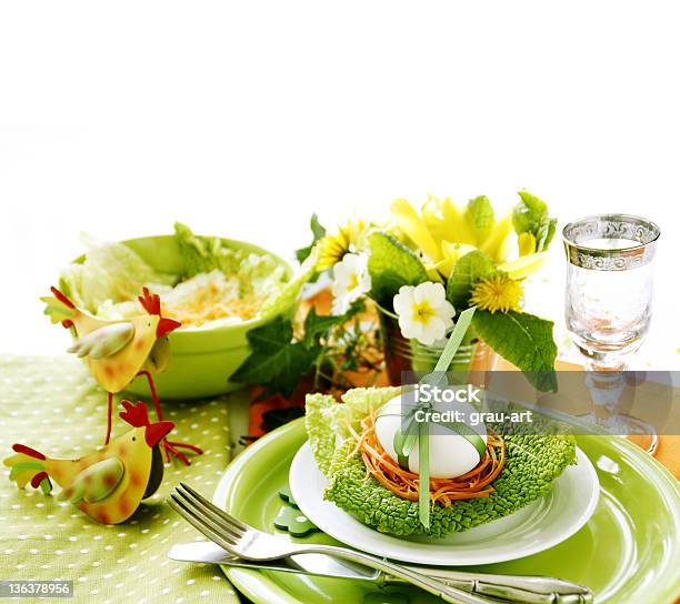 Ostern Tischdekoration Stockfoto und mehr Bilder von Band - Band, Blume, Dekoration