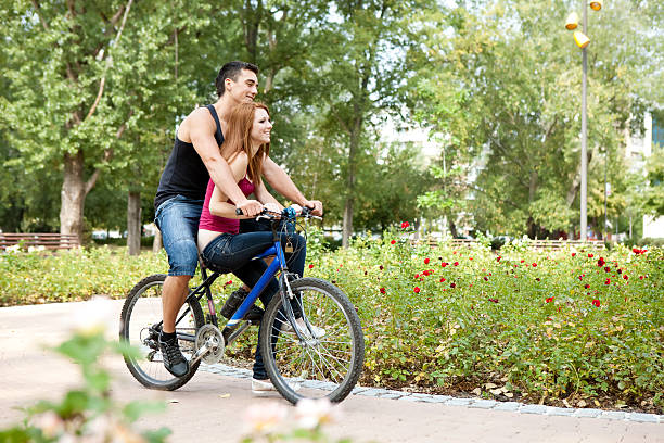 istock couple on bike 136383872