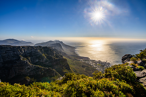 A view of the city of Cape Town as tourists are seen hiking up Lions Head mountain in South Africa. More than two years after the pandemic and strict lockdown which saw travel bans placed on South Africa, international travel has seen a recovery of 76% in Cape Town and domestic by 75% with 27 000 passengers pass through airports last weekend .