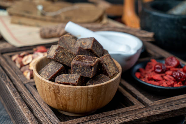 istock Brown sugar and prescriptions are on the table 1364001571