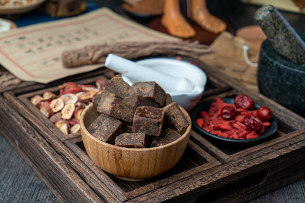 istock Brown sugar and prescriptions are on the table 1364001600