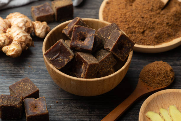 istock Brown sugar and prescriptions are on the table 1364002411