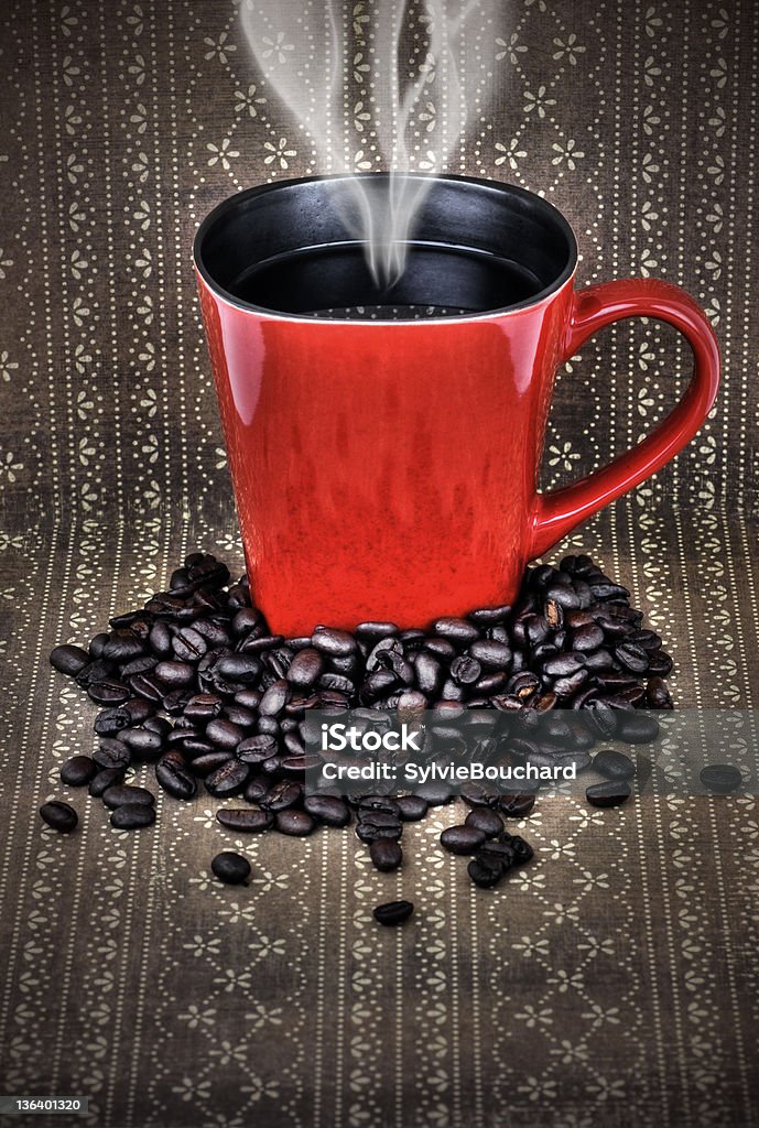 Grunge, tasse à café et les haricots rouges - Photo de Aliment libre de droits
