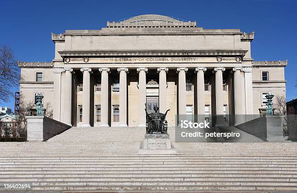 Biblioteca De La Universidad De Columbia Foto de stock y más banco de imágenes de Universidad de Columbia - Universidad de Columbia, Universidad, Campus